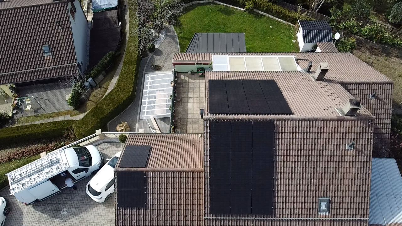 Panneaux photovoltaïques Le Mont-sur-Lausanne